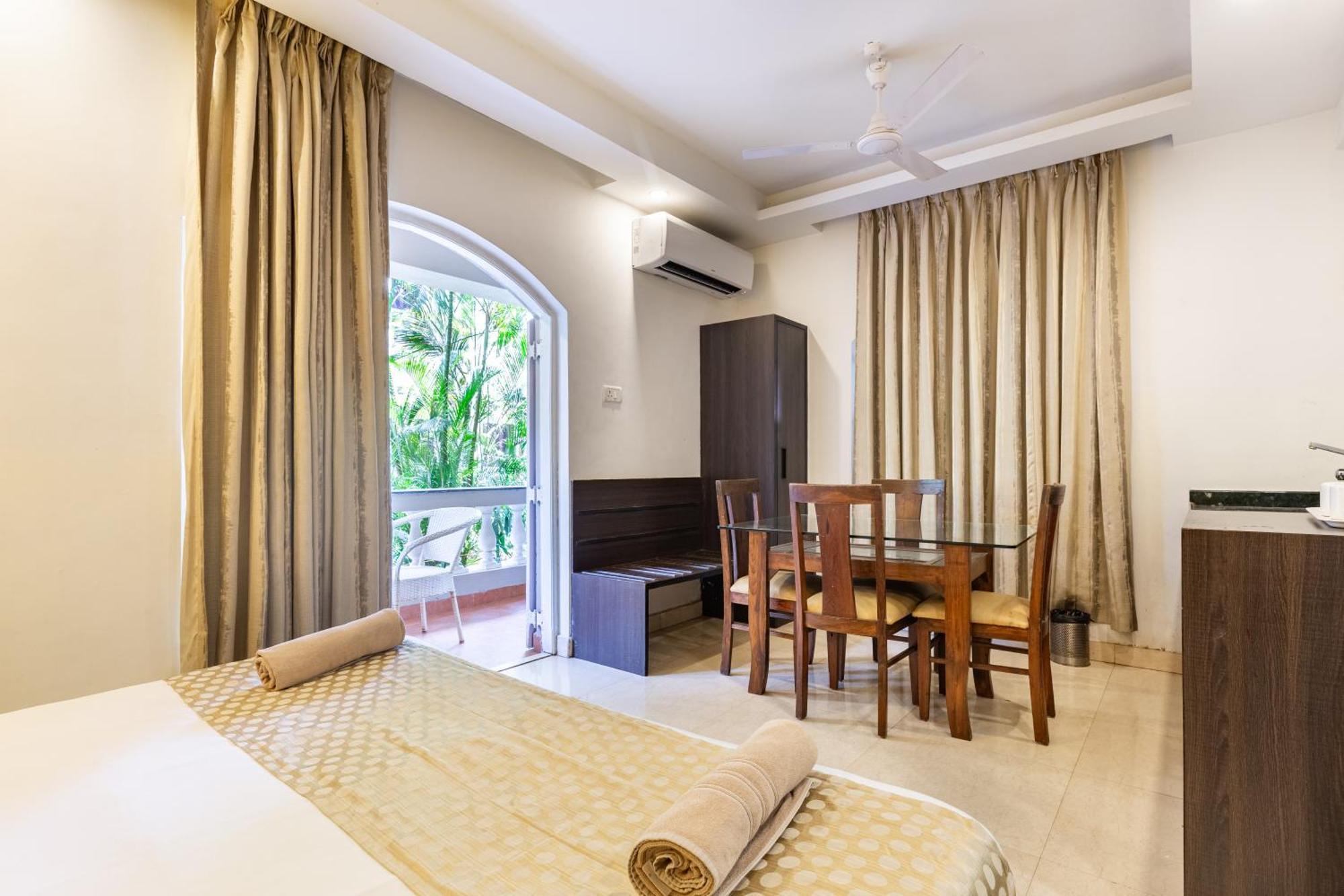 Calux Joia Do Mar Resort - Calangute Baga Bagian luar foto